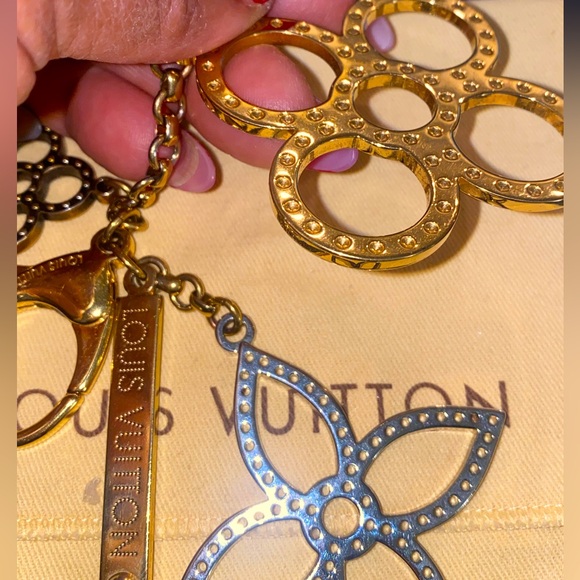 AUTHENTIC LOUIS VUITTON TAPAGE KEYCHAIN - BAG CHARM WITH DUSTBAG - Picture 6 of 10